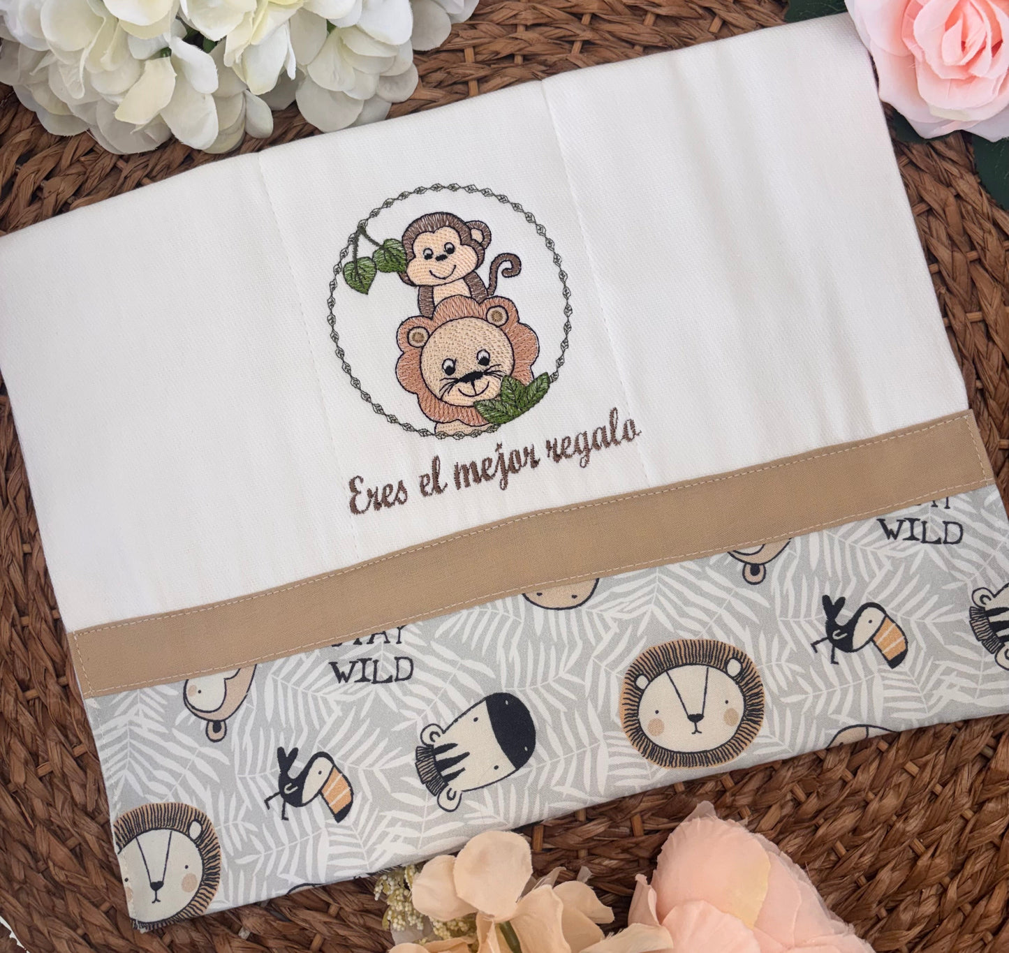 Pañito baby safari