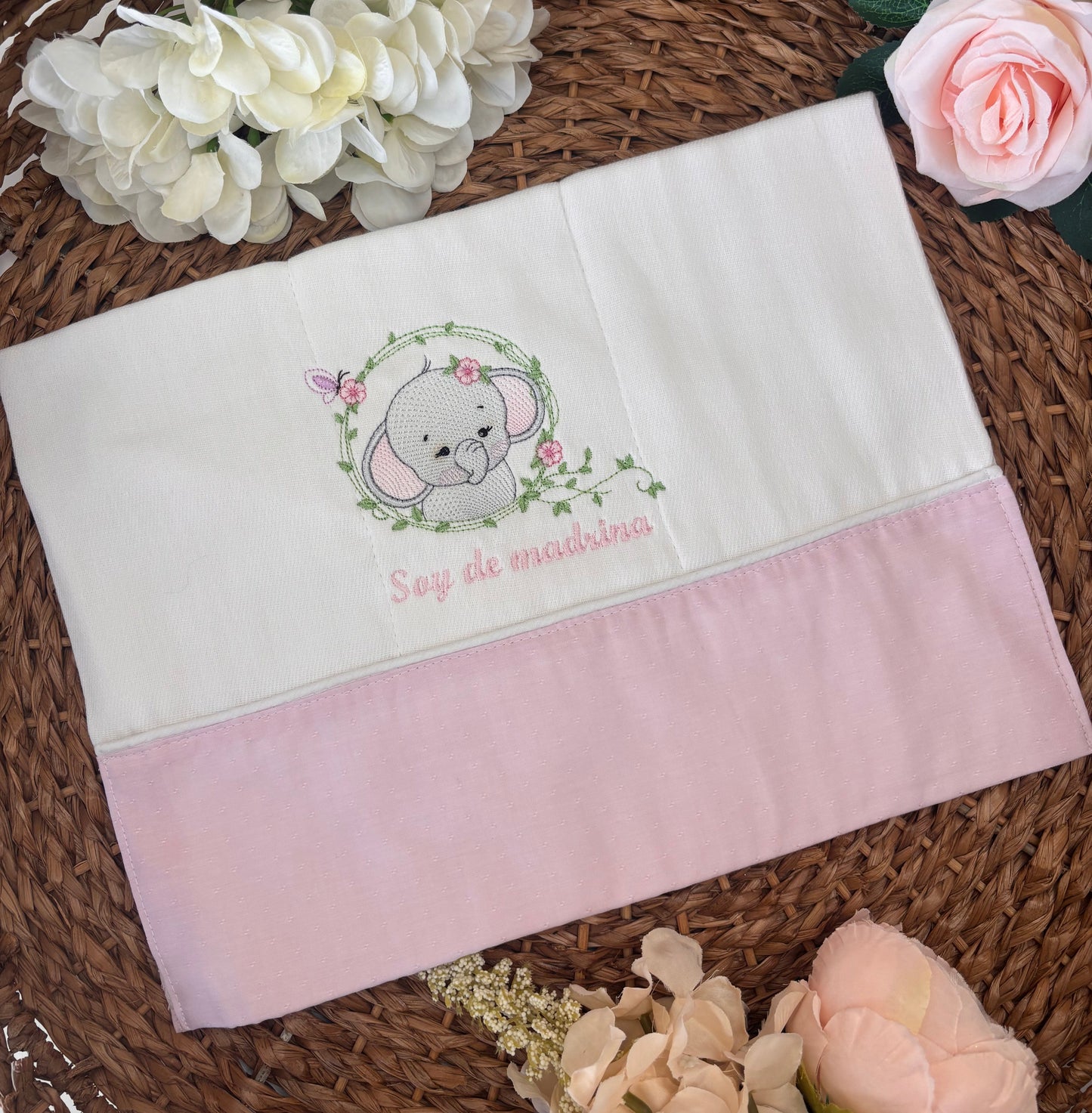 Pañito pink baby elephant